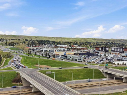 44 Vandoos Gardens Nw, Calgary, AB - Outdoor With View