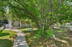 2275 Flanders Avenue SW Calgary, AB T2T 5K9