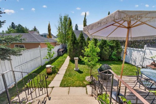 2275 Flanders Avenue Sw, Calgary, AB - Outdoor