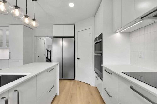 163 Citadel Park Nw, Calgary, AB - Indoor Photo Showing Kitchen