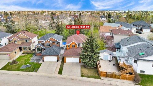 163 Citadel Park Nw, Calgary, AB - Outdoor With Facade