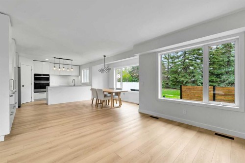 163 Citadel Park Nw, Calgary, AB - Indoor Photo Showing Living Room