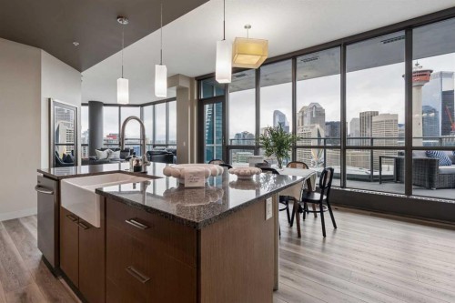 2401-220 12 Avenue Se, Calgary, AB - Indoor