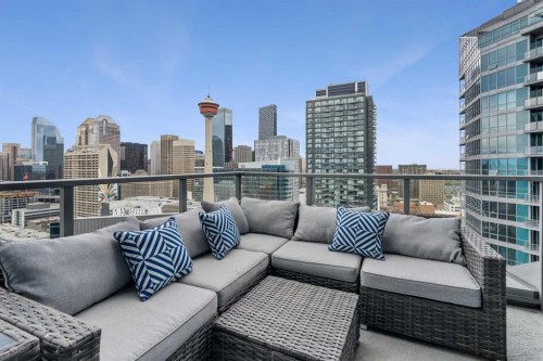 2401-220 12 Avenue Se, Calgary, AB - Outdoor With Balcony
