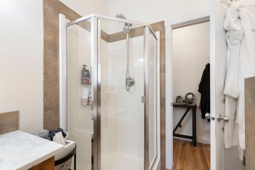 128 Hillcrest Cape, Strathmore, AB - Indoor Photo Showing Bathroom