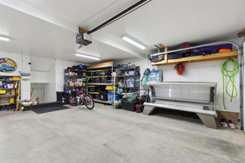 128 Hillcrest Cape, Strathmore, AB - Indoor Photo Showing Garage