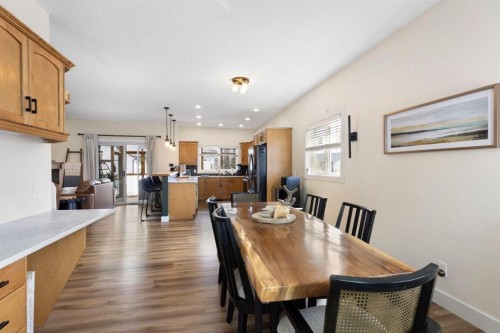 128 Hillcrest Cape, Strathmore, AB - Indoor Photo Showing Dining Room