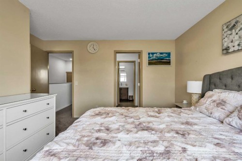 300 Copperstone Cove Se, Calgary, AB - Indoor Photo Showing Bedroom