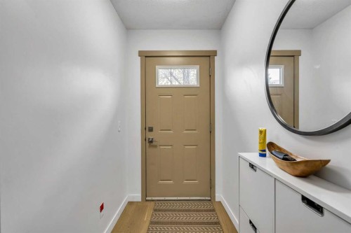 300 Copperstone Cove Se, Calgary, AB - Indoor Photo Showing Other Room