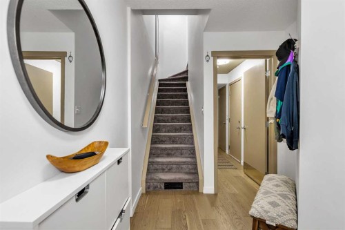 300 Copperstone Cove Se, Calgary, AB - Indoor