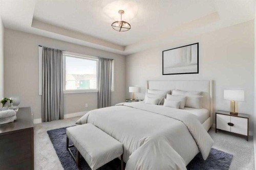 33 Heritage Park, Cochrane, AB - Indoor Photo Showing Bedroom