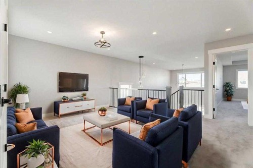 33 Heritage Park, Cochrane, AB - Indoor Photo Showing Living Room