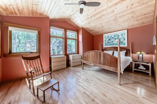 B-272 Three Sisters Drive, Canmore, AB - Indoor Photo Showing Bedroom