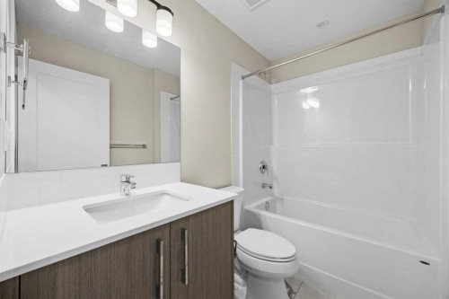 536 Chelsea Gardens, Chestermere, AB - Indoor Photo Showing Bathroom