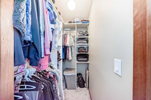 481 Sunmills Drive, Calgary, AB 