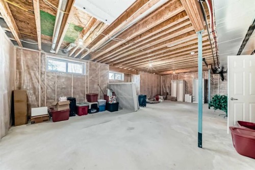 7 Westland Manor Sw, Calgary, AB - Indoor Photo Showing Basement