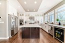 7 Westland Manor Sw, Calgary, AB  - Indoor Photo Showing Kitchen With Upgraded Kitchen 