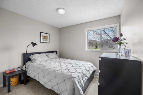 33 Country Hills Cove Nw, Calgary, AB - Indoor Photo Showing Bedroom