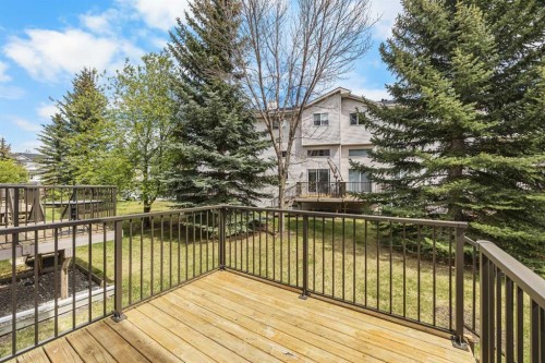 33 Country Hills Cove Nw, Calgary, AB - Outdoor