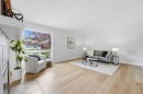 85 Cedarwood Hill Sw, Calgary, AB  - Indoor Photo Showing Living Room 