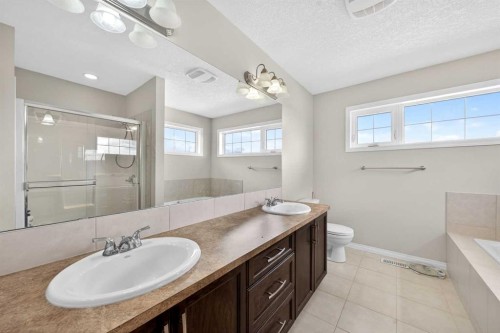 277 Panton Way Nw, Calgary, AB - Indoor Photo Showing Bathroom
