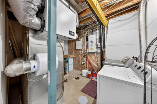 277 Panton Way Nw, Calgary, AB - Indoor Photo Showing Laundry Room