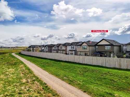 277 Panton Way Nw, Calgary, AB - Outdoor
