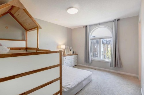 2301 Wentworth Villas Sw, Calgary, AB - Indoor Photo Showing Bedroom