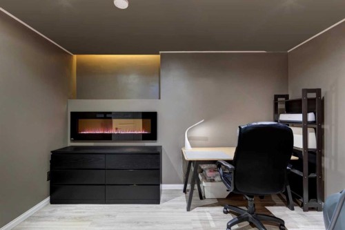 2301 Wentworth Villas Sw, Calgary, AB - Indoor Photo Showing Office
