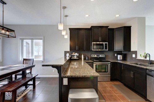 2301 Wentworth Villas Sw, Calgary, AB - Indoor Photo Showing Kitchen With Upgraded Kitchen