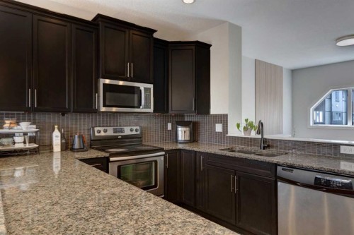 2301 Wentworth Villas Sw, Calgary, AB - Indoor Photo Showing Kitchen With Upgraded Kitchen