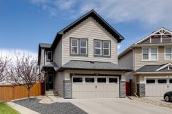 59 Sage Berry Place NW Calgary, AB T3R 0L1