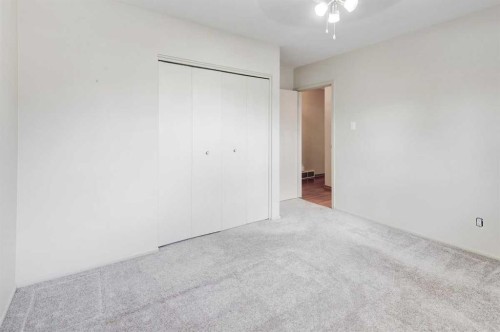 9728 Alberni Road Se, Calgary, AB - Indoor Photo Showing Other Room
