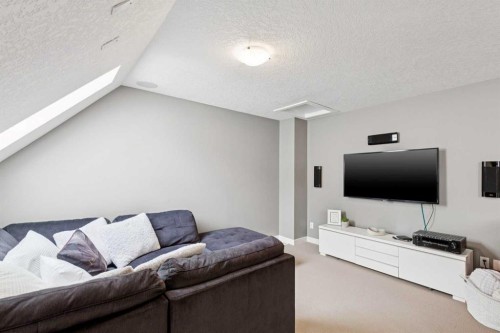 1-528 34 Street Nw, Calgary, AB - Indoor