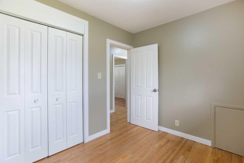 920 41 Street Se, Calgary, AB 