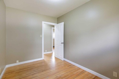 920 41 Street Se, Calgary, AB 