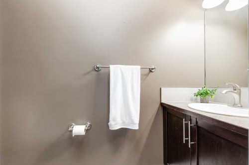 1 Mcclung Gate East, Carstairs, AB 