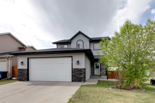 1 Mcclung Gate EAST Carstairs, AB T0M 0N0