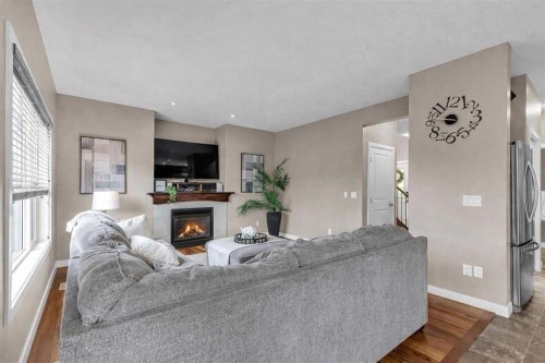 1 Mcclung Gate East, Carstairs, AB 
