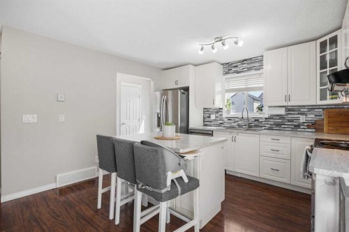 8 Cimarron Grove Rise, Okotoks, AB 