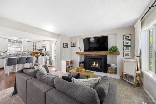 8 Cimarron Grove Rise, Okotoks, AB 