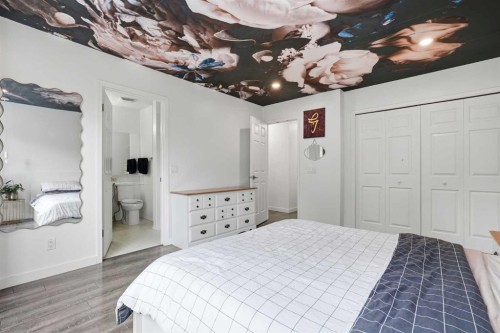 10 Shawbrooke Rise Sw, Calgary, AB - Indoor Photo Showing Bedroom