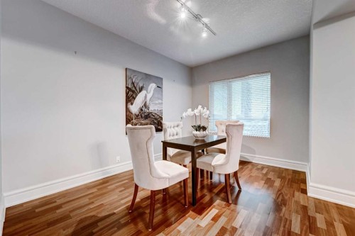 2308-920 5 Avenue Sw, Calgary, AB - Indoor Photo Showing Dining Room