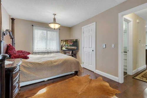 155 Midcrest Crescent Se, Calgary, AB - Indoor Photo Showing Bedroom