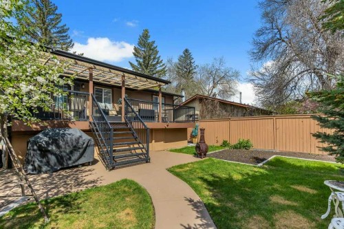 155 Midcrest Crescent Se, Calgary, AB - Outdoor With Deck Patio Veranda