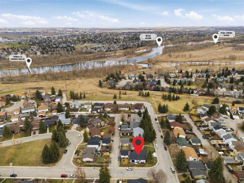 428 Queen Anne Way Se, Calgary, AB - Outdoor With View