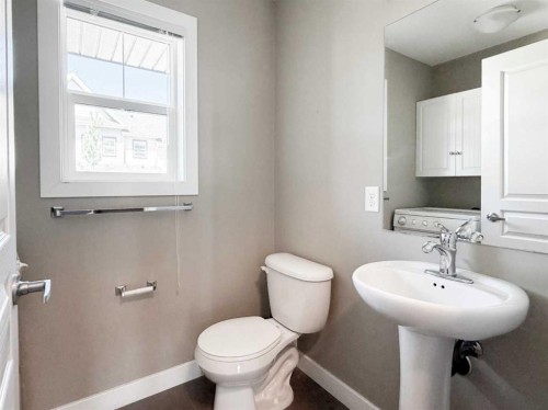 117 Panatella Hill Nw, Calgary, AB - Indoor Photo Showing Bathroom