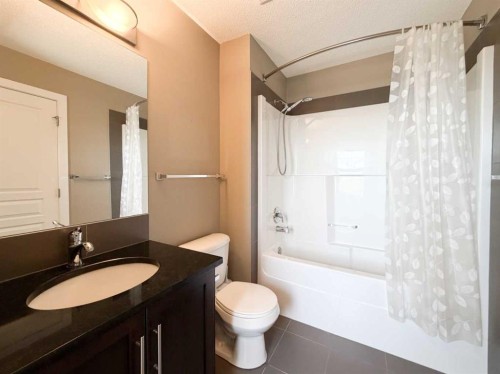 117 Panatella Hill Nw, Calgary, AB - Indoor Photo Showing Bathroom