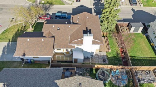 109 Downey Place, Okotoks, AB - Outdoor
