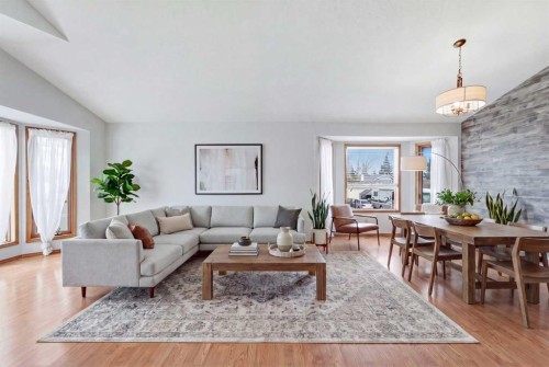 109 Downey Place, Okotoks, AB - Indoor Photo Showing Living Room